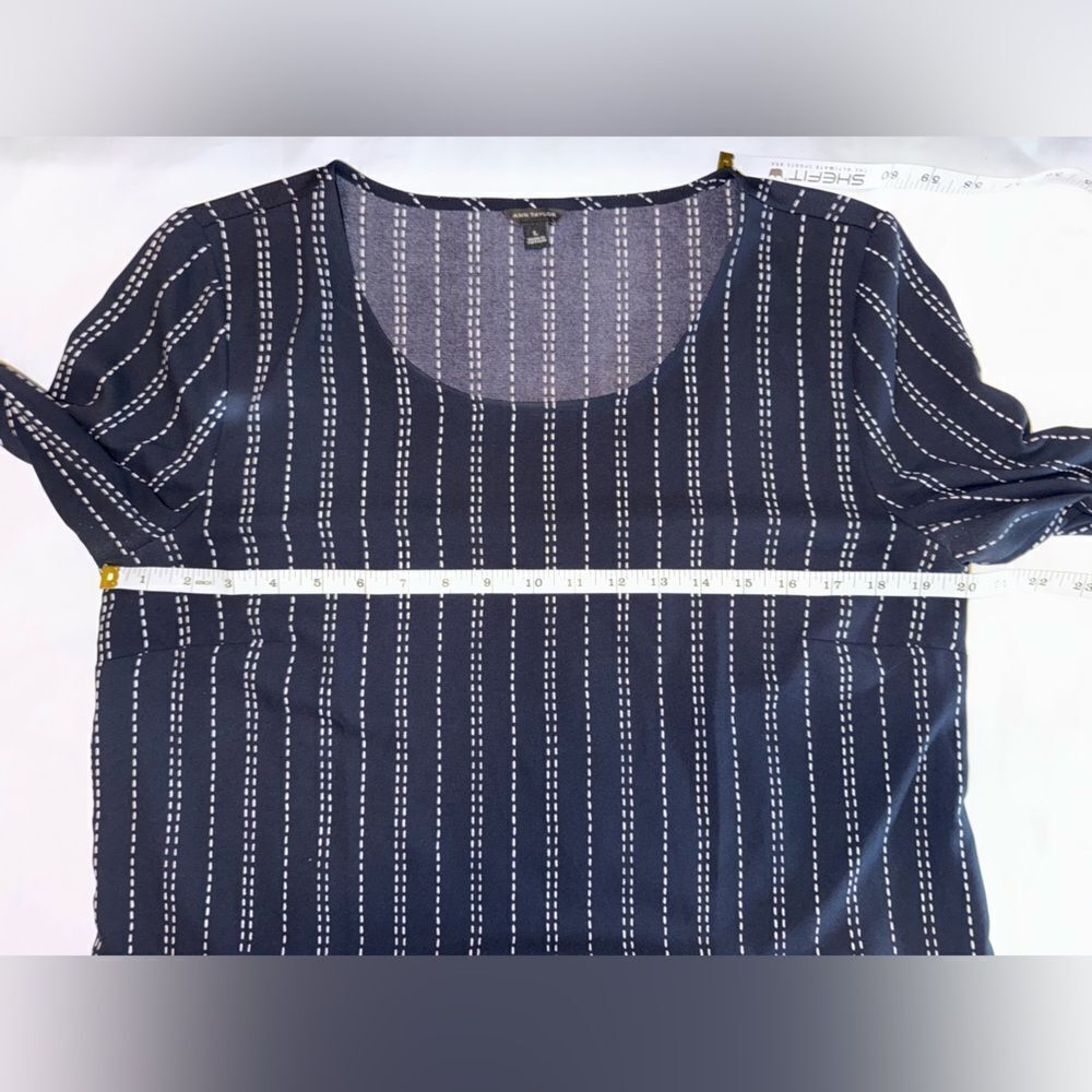 Ann Taylor Women’s Size Large Navy Blue Striped Women's Top 3/4 Sleeve - Picture 3 of 6
